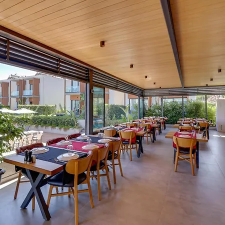 Celeste Bella Luxury & Hotell 4*