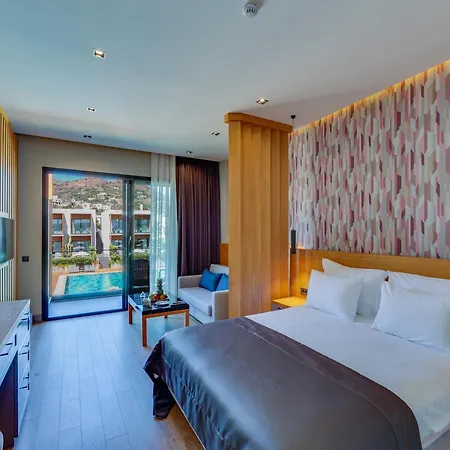 Отель Celeste Bella Luxury & 4*